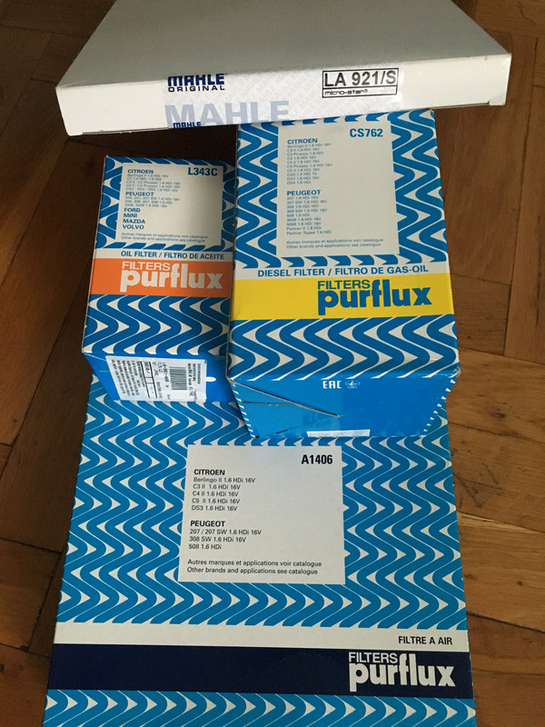 DFCBAB22-22A7-4D2A-BFA6-00A12B11B4C1