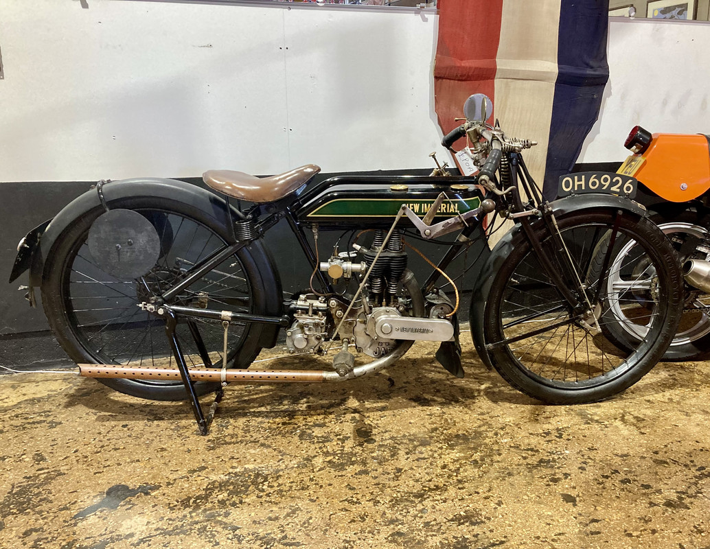 0E11430E-25AF-4017-BBCA-ABB4F7FFDAA3