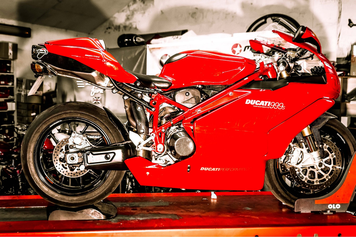 4A5D0962-5CD7-4E46-80C9-400DB068CCA5