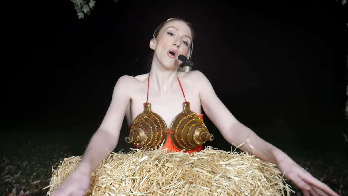 Cones A Hocus Pocus Tribute (and Parody of Madonna's Vogue) - YouTube - 0 50