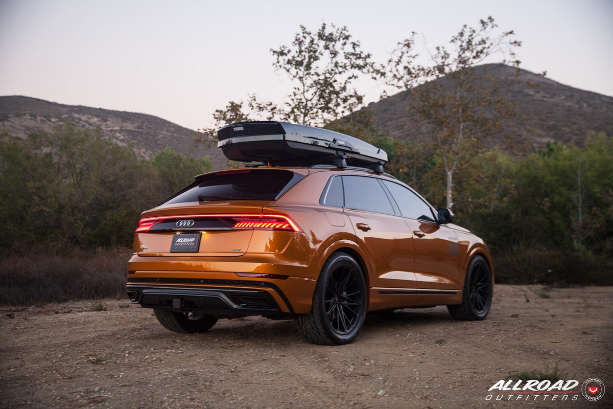 Audi Q8 on Vossen Wheels (12)