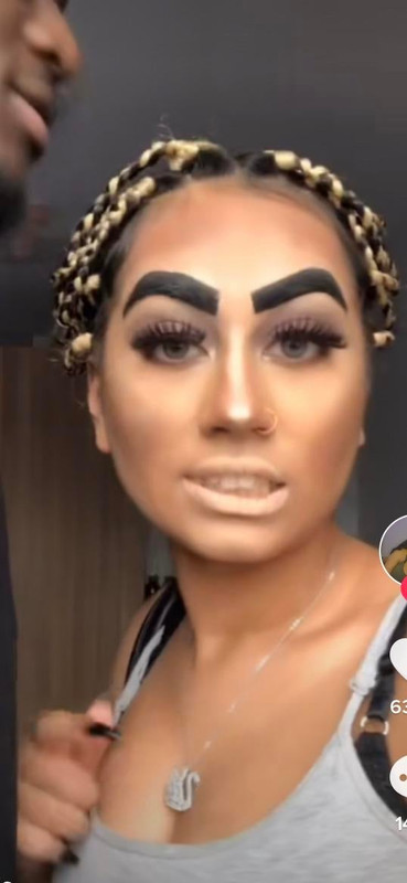 1B72C651-553D-4034-9961-7A7BE70E688C