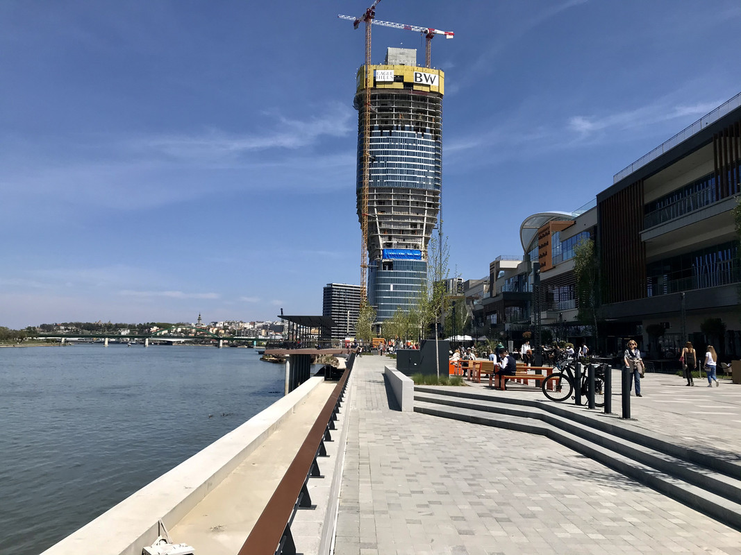 015D537F-C8E6-4392-9227-0523912ECF90