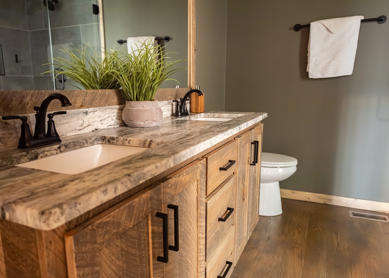 River's Den - Image 19