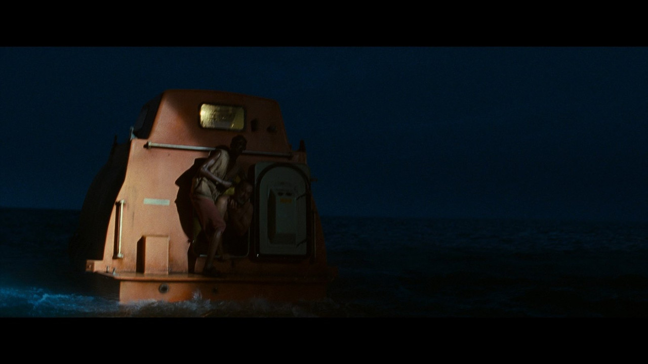 (Vietsub) Captain Phillips 2013 1080p.Bluray.REMUX.AVC.DTS-HD.MA.5.1-LK.mkv_snapshot_01.41.10.981