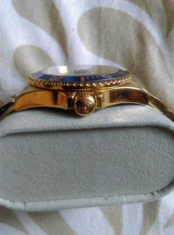 1576275609128-1131980380