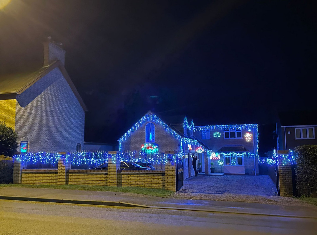 christmas-lights-2021.jpg
