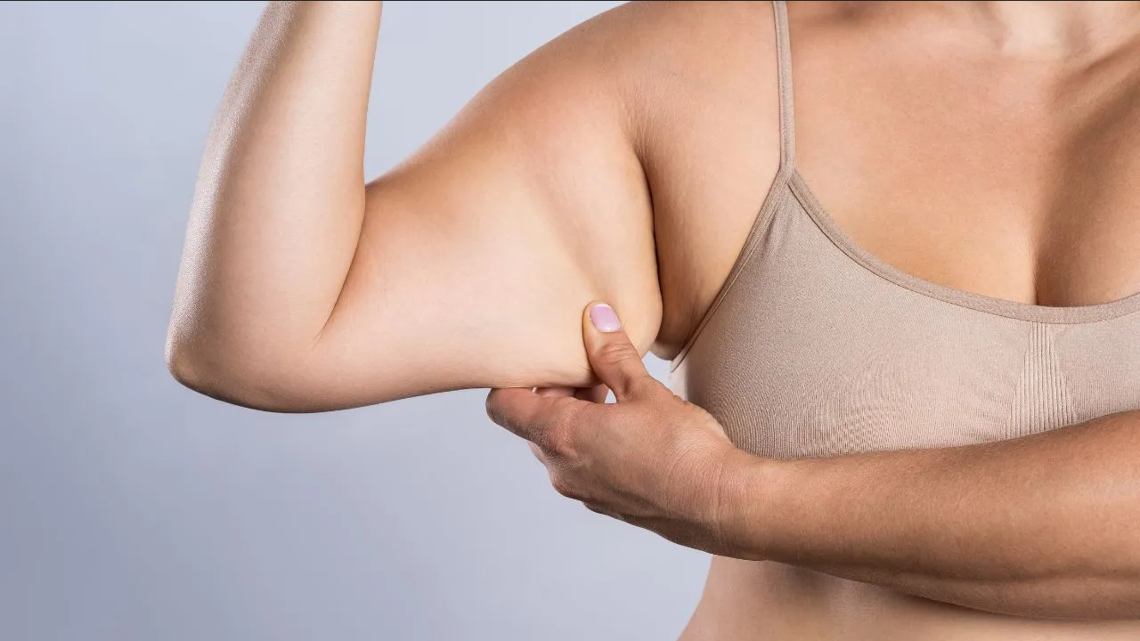 ¿Qué hacer para reducir las alas de murciélago? Haz estos 5 movimientos de brazo