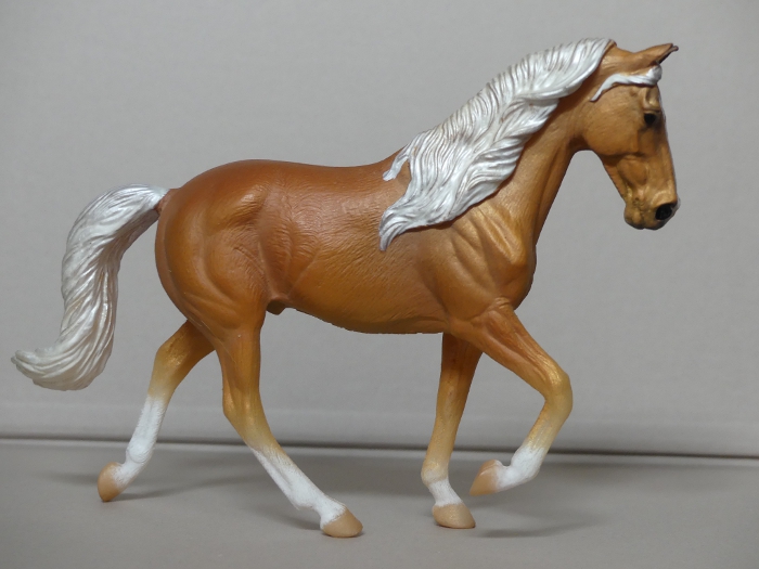 Pictures for Toy Animal Wiki - Page 14 Tennessee-Stallion-Golden