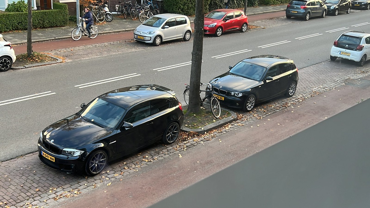 1A9ADBD7-9B3A-40AF-B87F-04D51BA4DC78