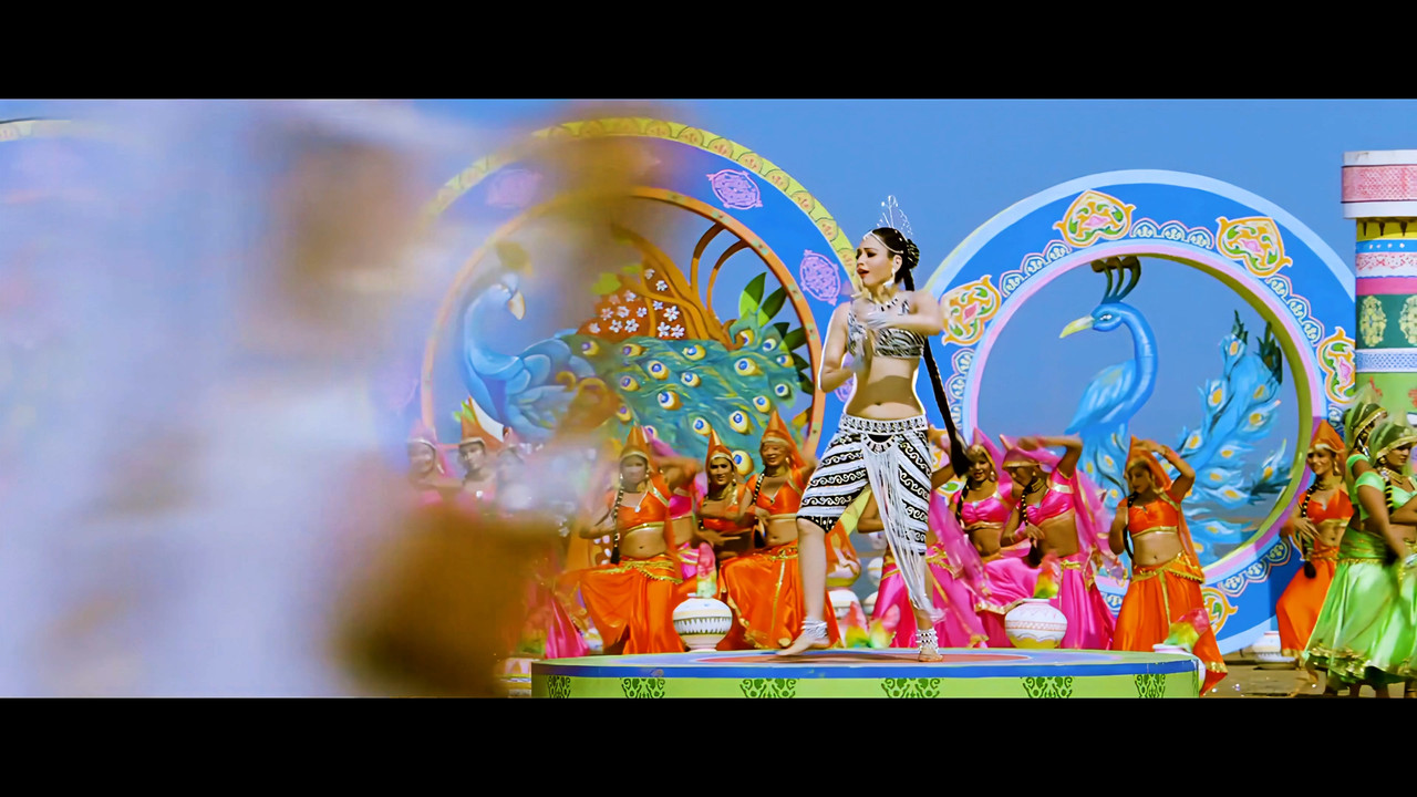 Tamanna Hot Song From Himmatwala Naino Main Sapna 4K (Best Quality).mp4_snapshot_01.25_[2021.04.05_1