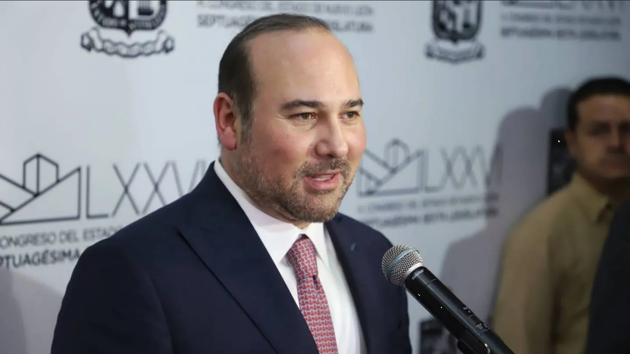 Se pospone votación para revocación de Arturo Salinas como gobernador interino de NL