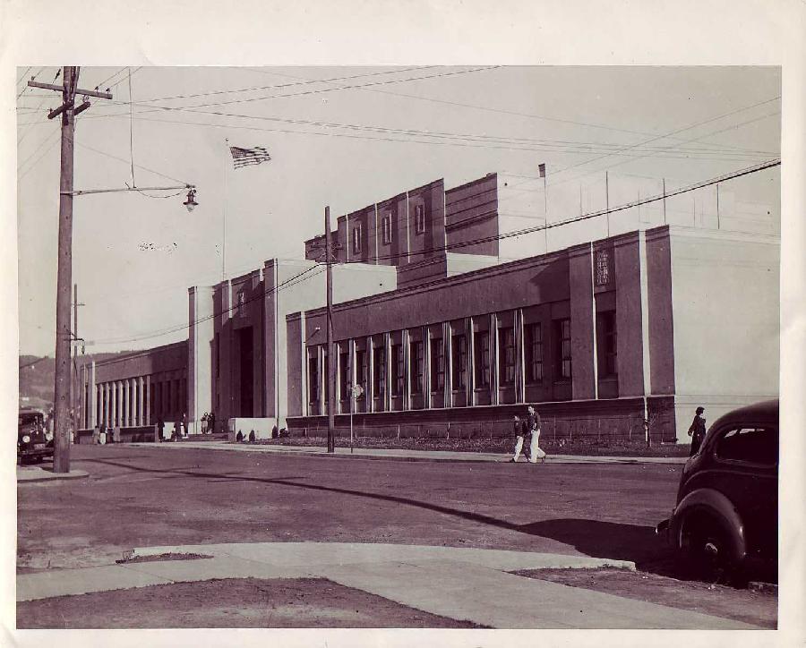 Roosevelt-Junior-High-School.jpg