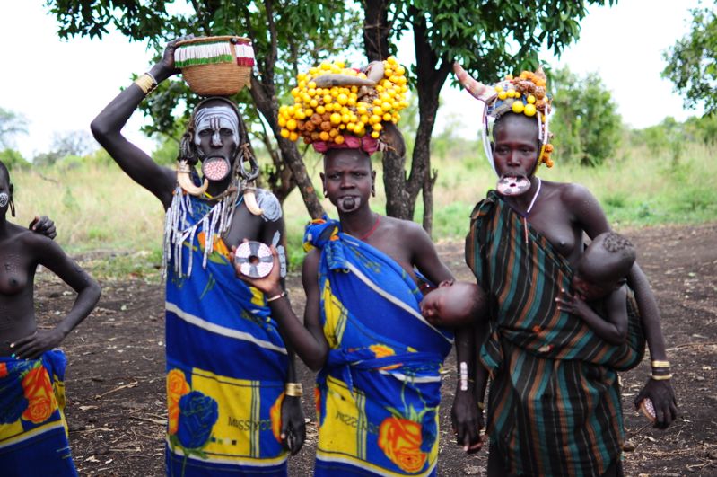 Etiopía. Tribus del sur, iglesias del norte y mucho mas - Blogs de Etiopia - Día 7 (12 octubre, viernes, 2018): Jinka – Tribu Mursi – Konso (2)