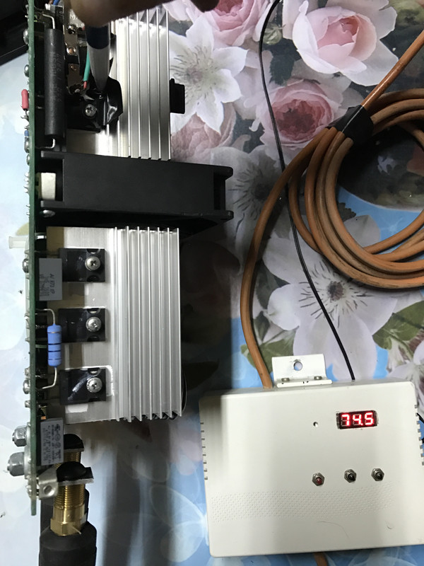 Temperatura IGBT-uri Telwin 144 (poza)