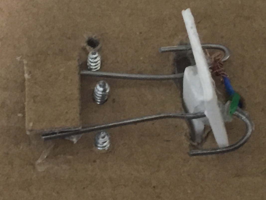 82631483-2823-407E-A5F9-2ACDA57ECE88