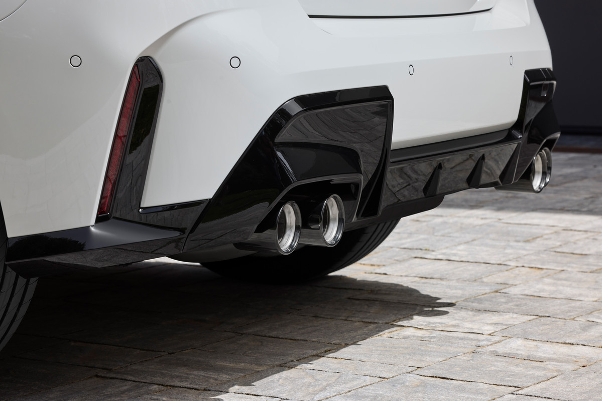 P90550920_highRes_the-all-new-bmw-m135