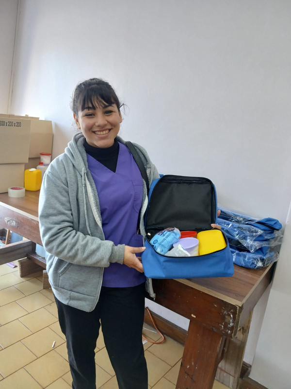Alumnas con el kit 02