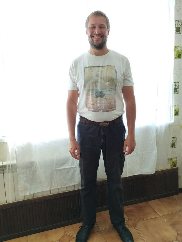 фото Ларион в полный рост