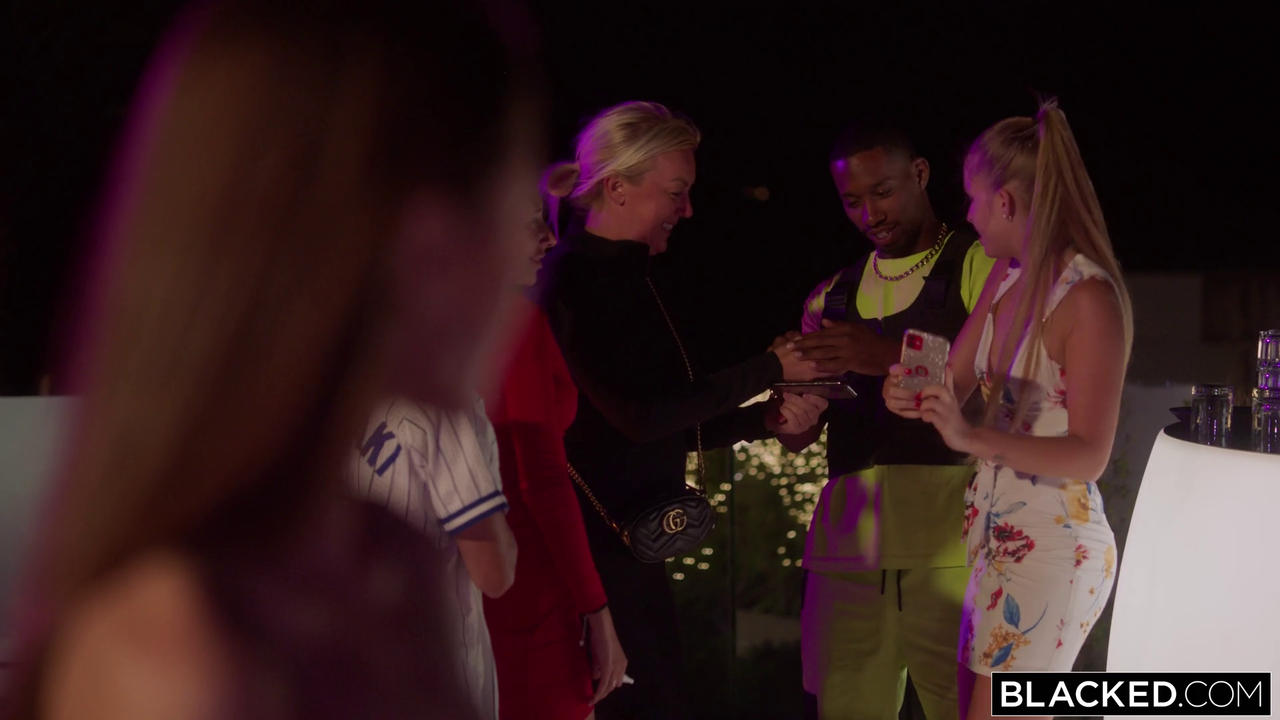 vlcsnap-2023-03-02-13h21m41s520