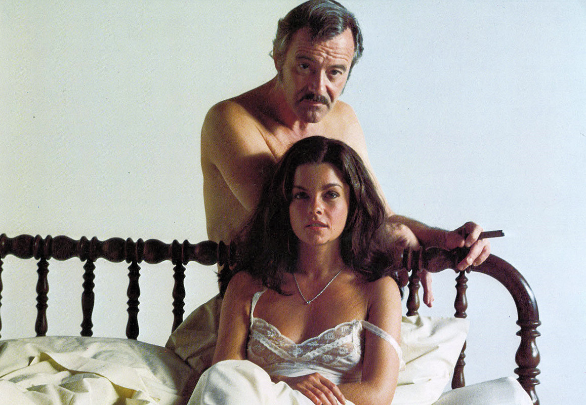 genevieve_bujold_b43
