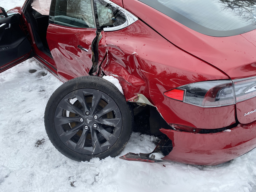 F1029123-FBCF-4397-8D59-798888DFCDBC