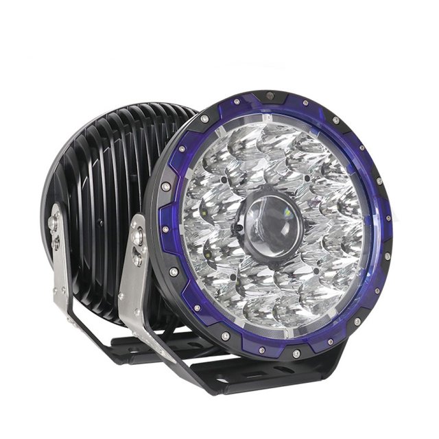 LED-фари та лазерна оптика — чітке бачення за будь-якої погоди
