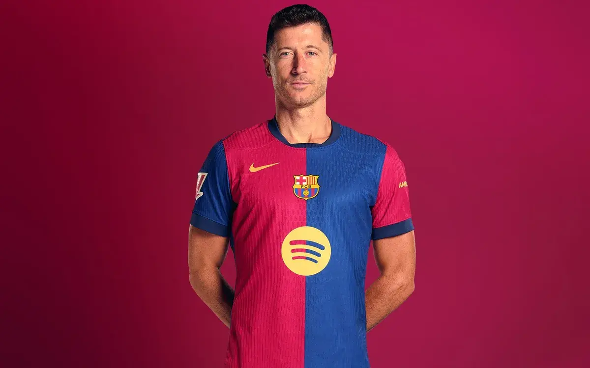 Fake Lewandowski agent to steal from Barca €1 million.