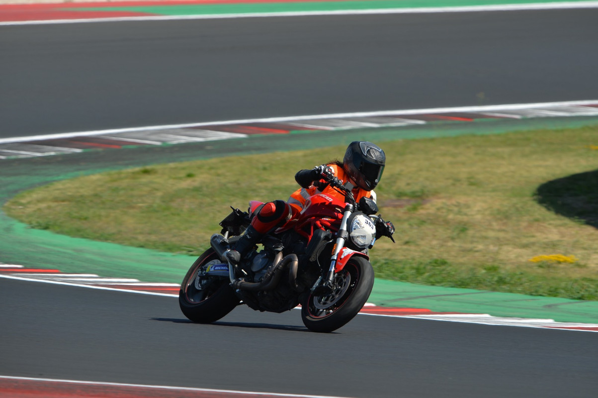 2FBB5F71-C3B8-42C7-A676-5AE7BF70FF1F