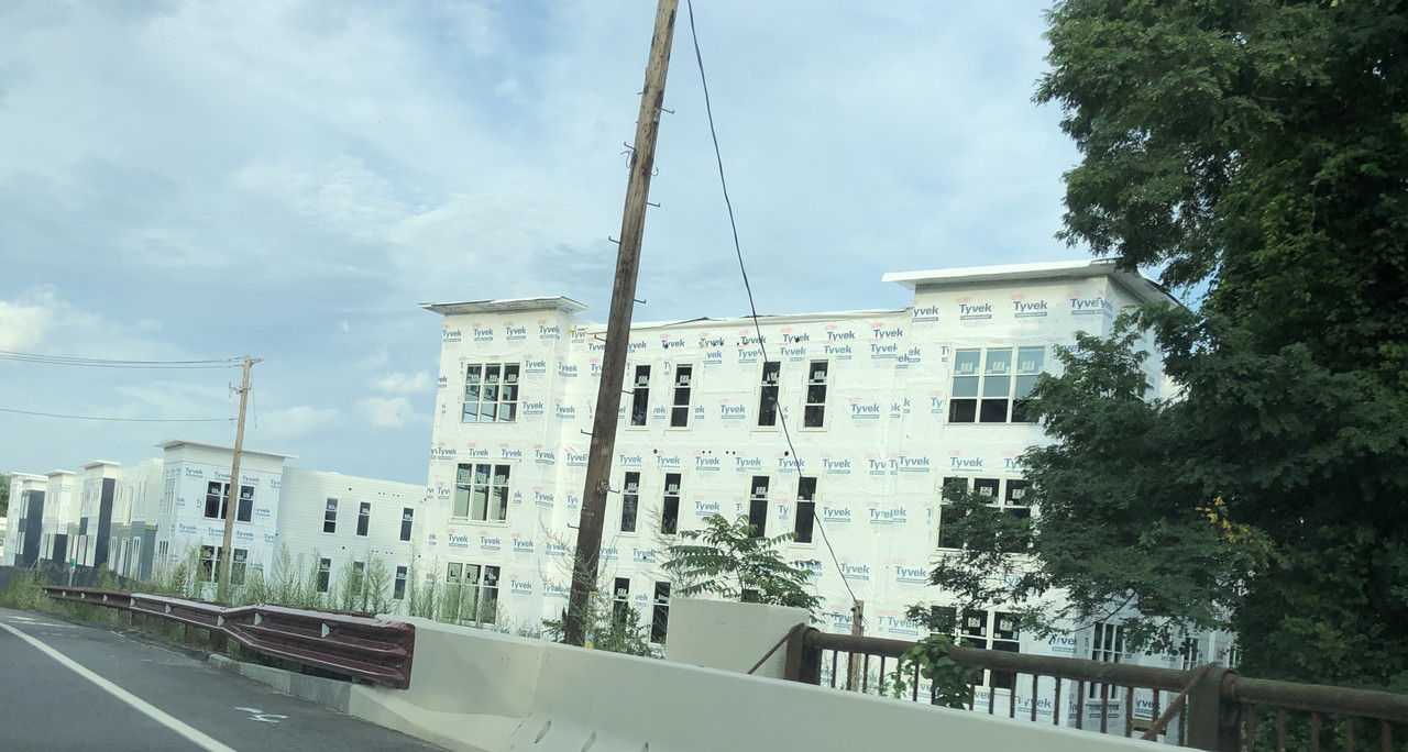 7673DB59-A0E1-47D0-BCAC-70FD34C862BC