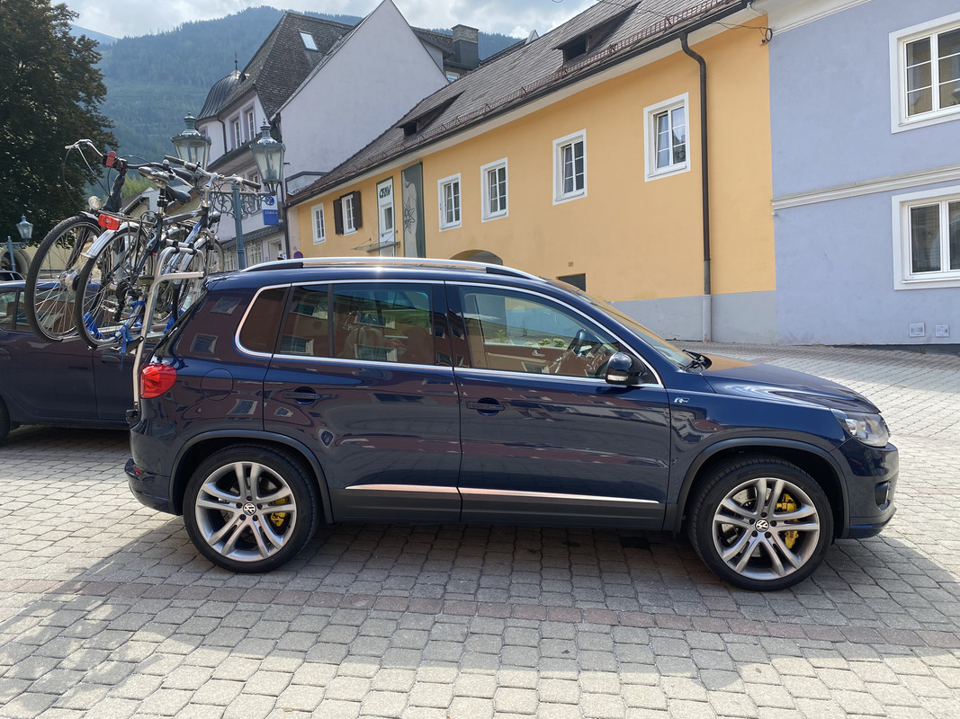 51F95727-87D2-458F-BB9D-9DBA901CF085