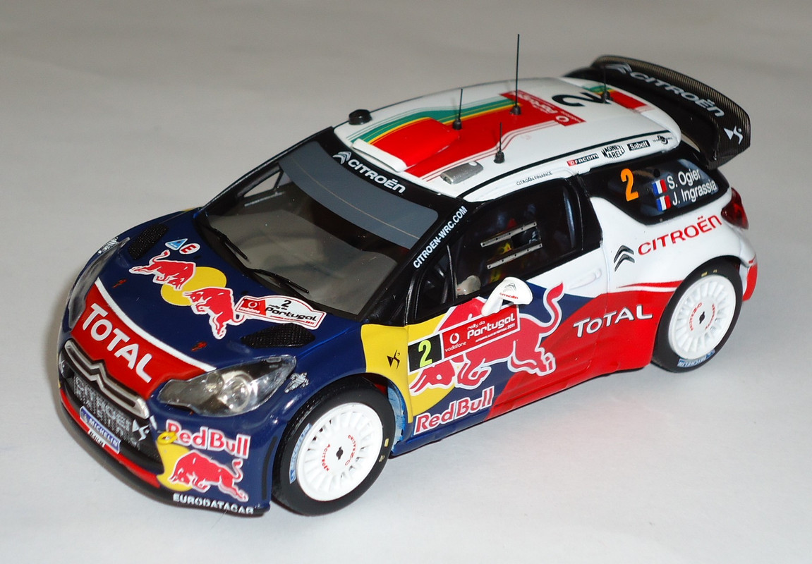 Citroen-DS3 WRC (Ogier 2011)1