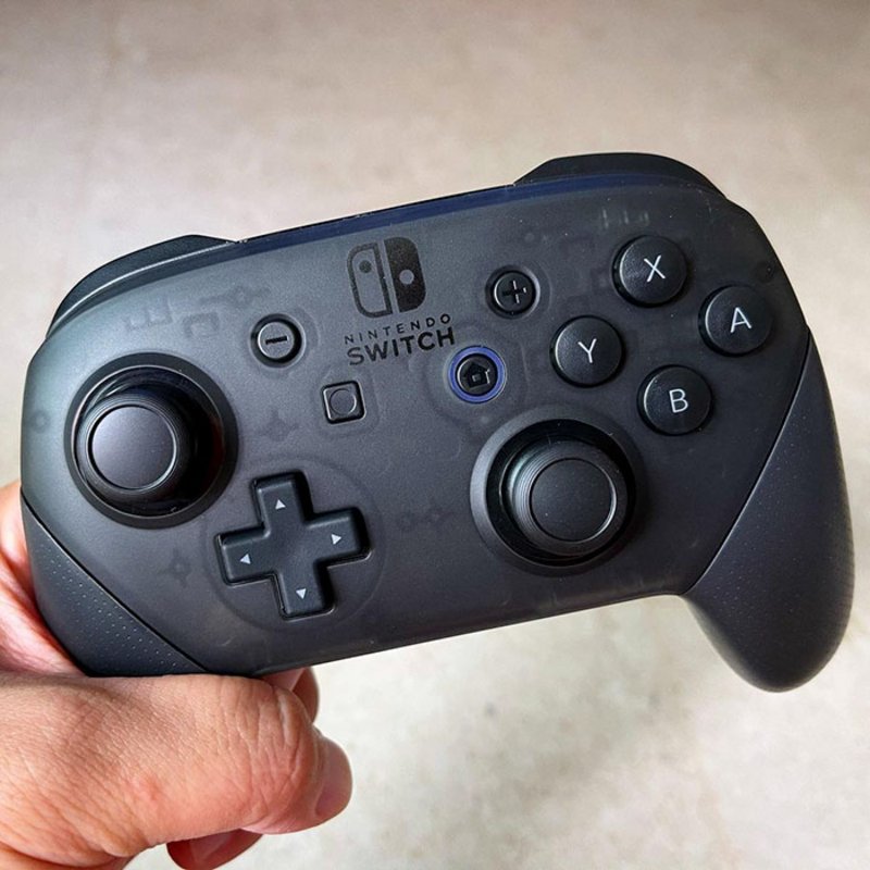 Nintendo Switch Pro controller