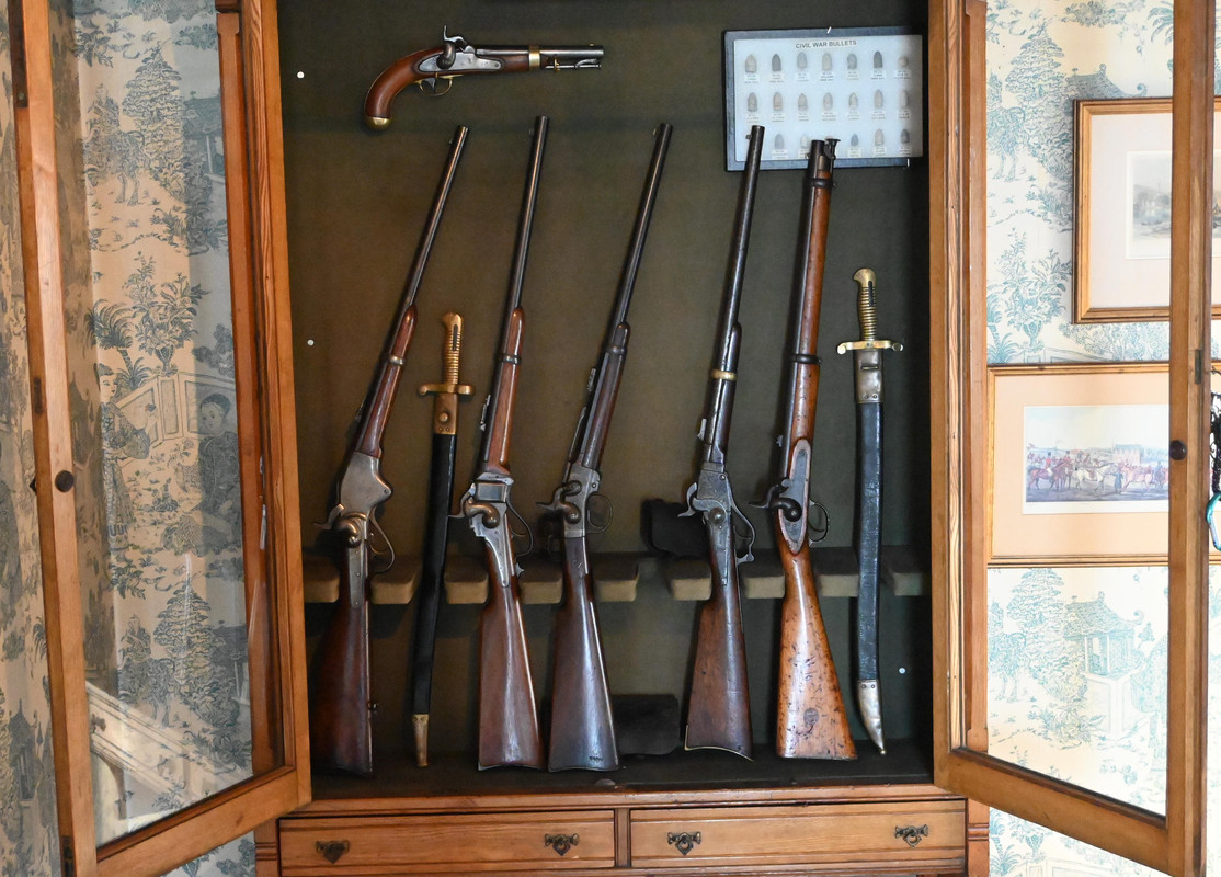 Hall gun cabinet #1