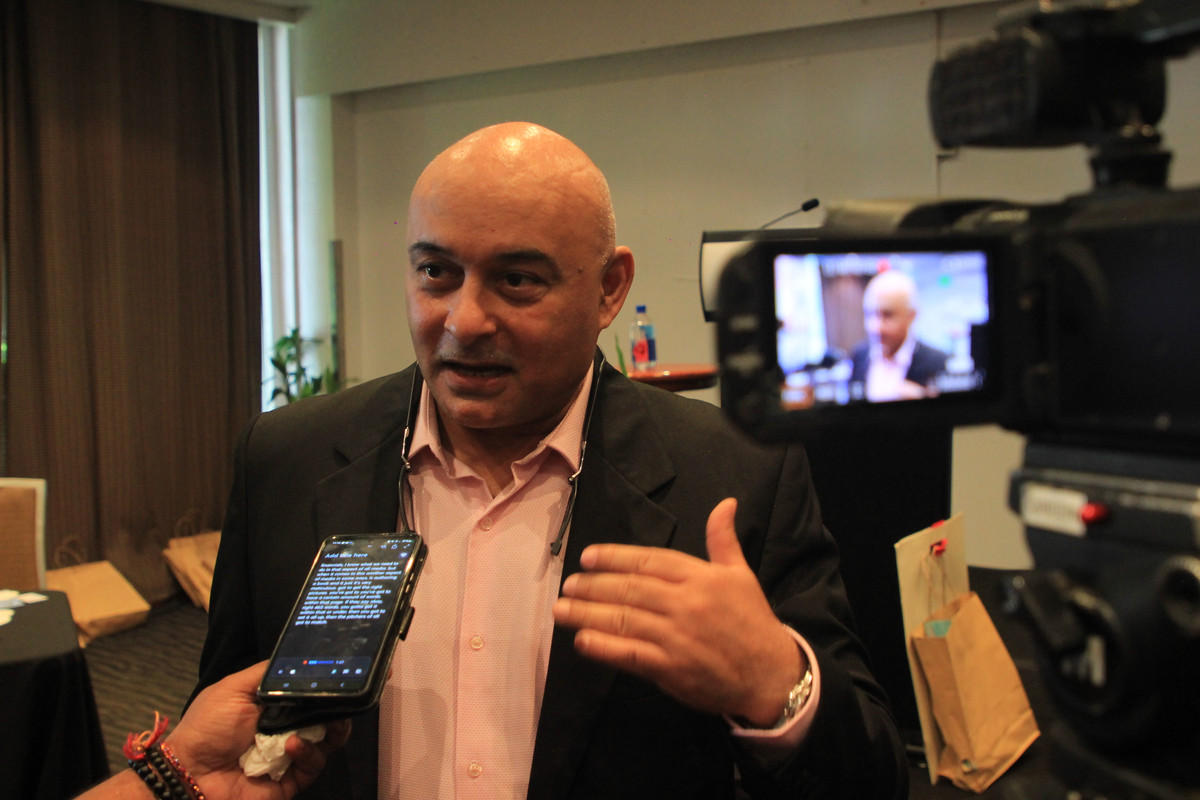 Ajay Bhai Amrit launches e-book documenting his 100 finest interviews with celebrities Ajay Bhai Amrit launches e-book documenting his 100 finest interviews with celebrities