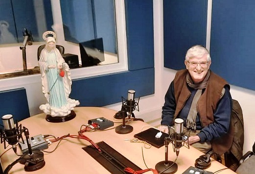 Incontro con Padre Petar Ljubicic – Scelto da Mirjana per rivelare i Dieci segreti dans Apparizioni mariane e santuari Padre-Petar-Ljubi-i-Radio-Maria-Gospa-Medjugorje