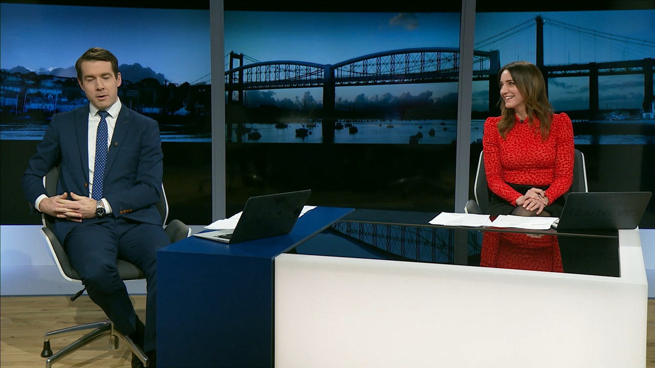 01.28 - 18.00.00 - ITV News West Country. News for Devon, Cornwall, S....ts_snapshot_27.32.118