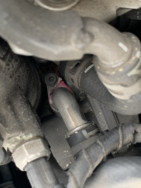 E1D9632D-5E3C-49AB-AAA1-98F0ED02255B