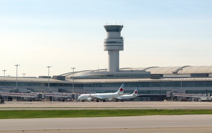 Bandara Toronto Pearson, Kanada.