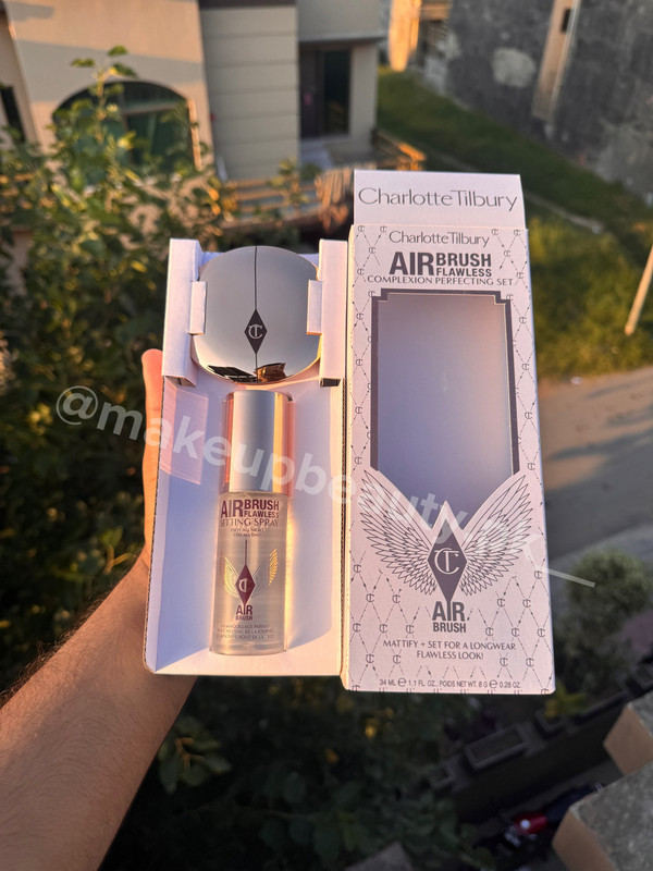 Charlotte Tilbury Airbrush Flawless Complexion Perfecting Travel/Gift Set .