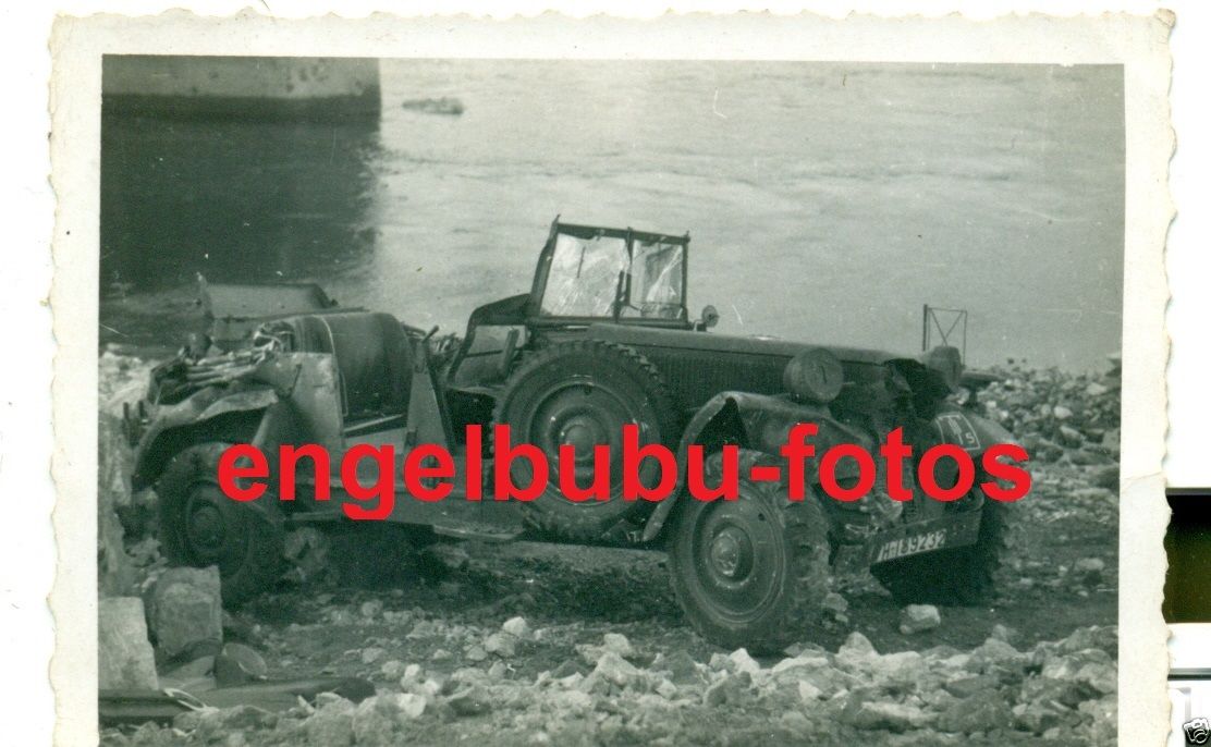 FOTO - FAHRZEUG - KÜBELWAGEN - WAPPEN - WH-18923