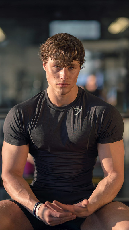 desktop-wallpaper-gymshark-david-laid.jp