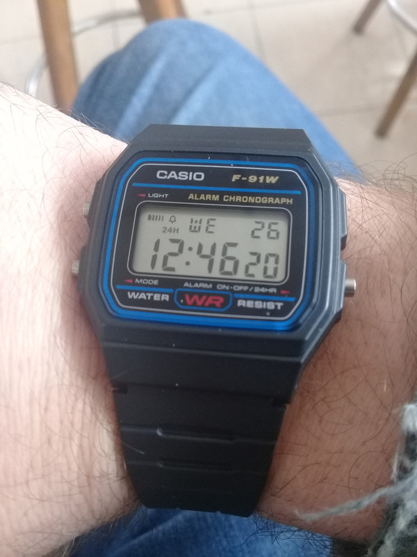 15984567247351284432194