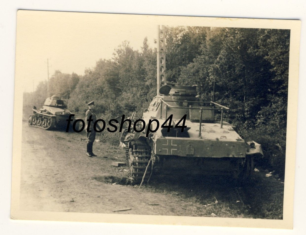 WH und französischer Panzer Gefecht