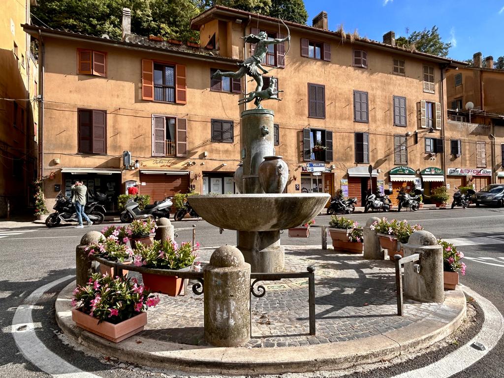 Жаркий сентябрь на побережье Тирренского моря.