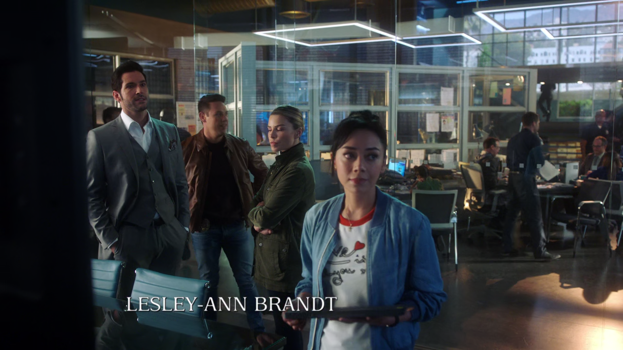 Lucifer.S03E10.1080p.AMZN.WEB-DL.x265.10bit.AAC.5.1-Qman[UTR].mk