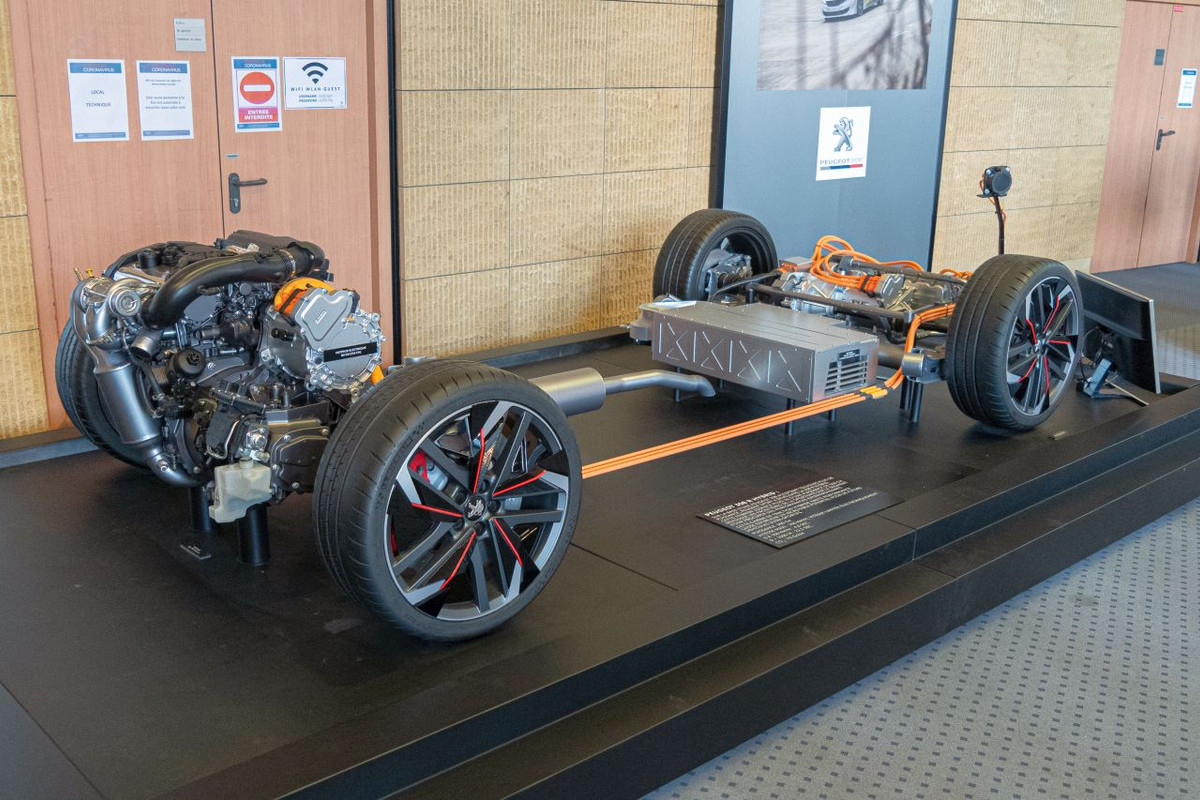 1275E2AA-C1E9-4386-82D0-FF50201C1EFA