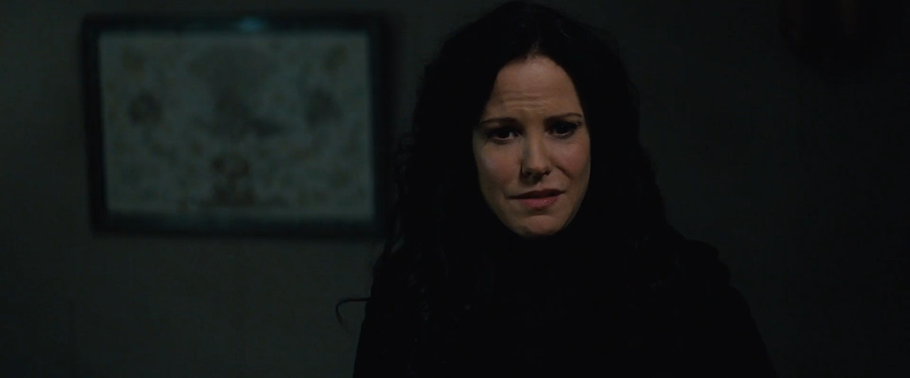 RED 2 2013 BluRay [Hindi + Tamil + English] 480p 720p 1080p ESub Screenshot