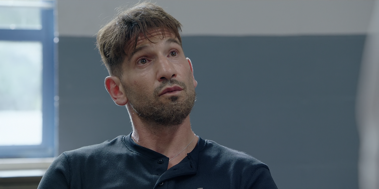 We.Own.This.City.S01E01.Part.One.1080p.10bit.HMAX.WEB-DL.DD5.1.HEVC-Vyndros.mkv_snapshot_55.56_[2022