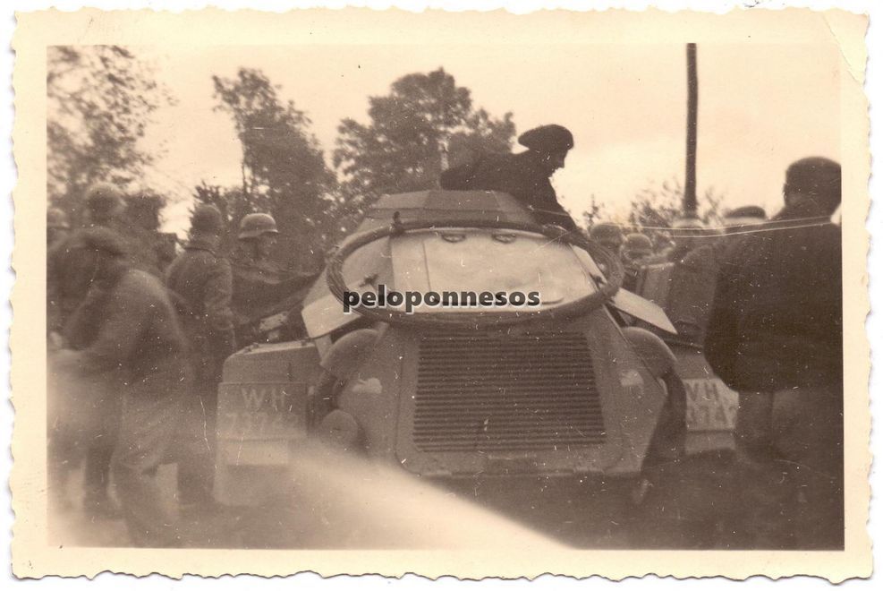 Orig. Foto Panzerspähwagen Panzer der 34.ID Herb